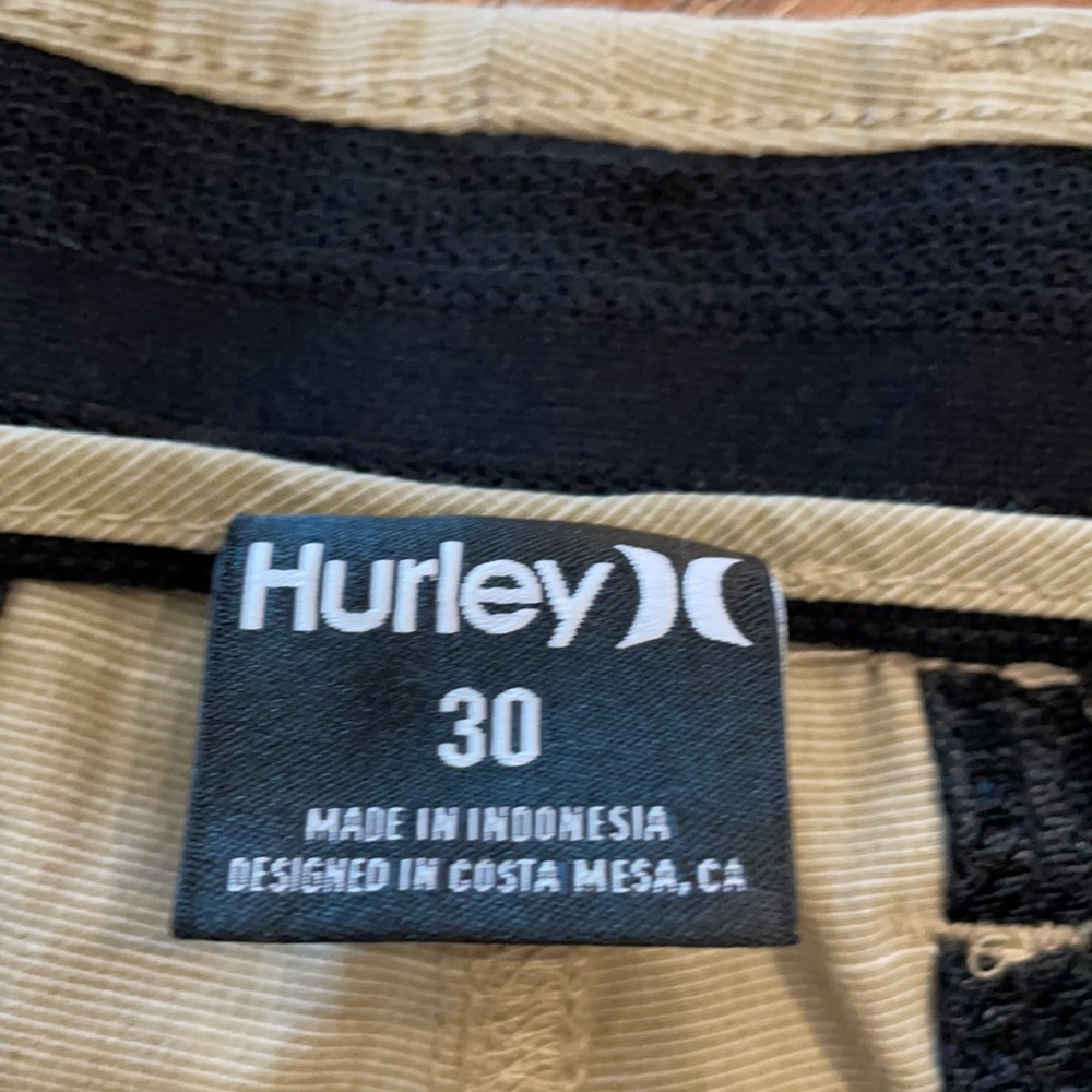Hurley Phantom Response Khaki Shorts 30” Waist - Picture 5 of 10
